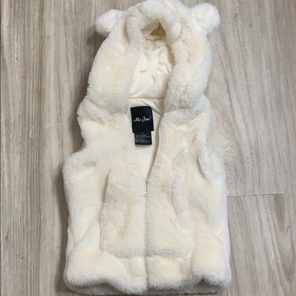 Girl vest with hood